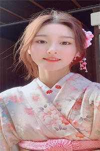 女主叫周程