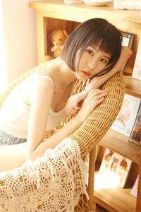 莫莉卡·安斯兰特图片