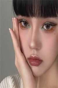 谢柔梁墨