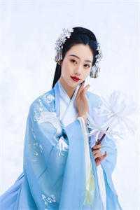 司徒妹建云青菲