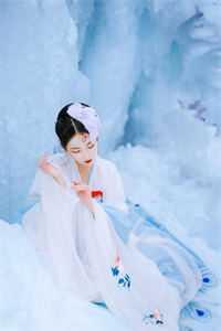 邱莹莹乔巴