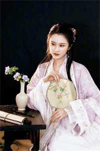 闻人馨子利妍妍